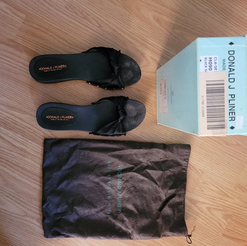 Donald J. Pliner Sandals